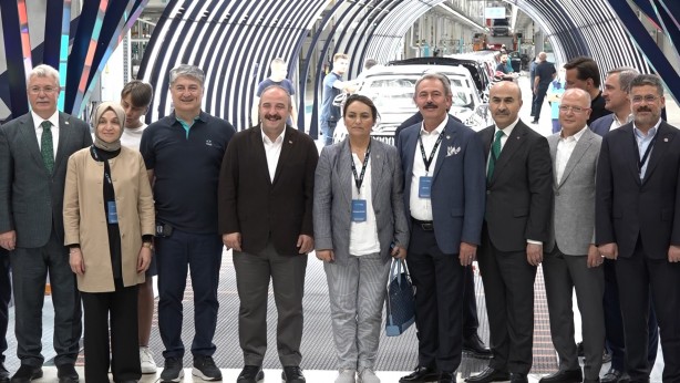 Foto - CHP'li milletvekilleri TOGG'a hayran kaldılar!