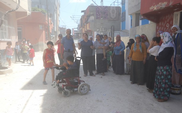 Foto - CHP'li Seyhan Belediyesi bir mahalleyi tozlar içinde bıraktı!