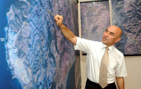 Foto - CHP'li Tunç Soyer İzmir'i iflasa sürüklüyor! Belediye borç batağında