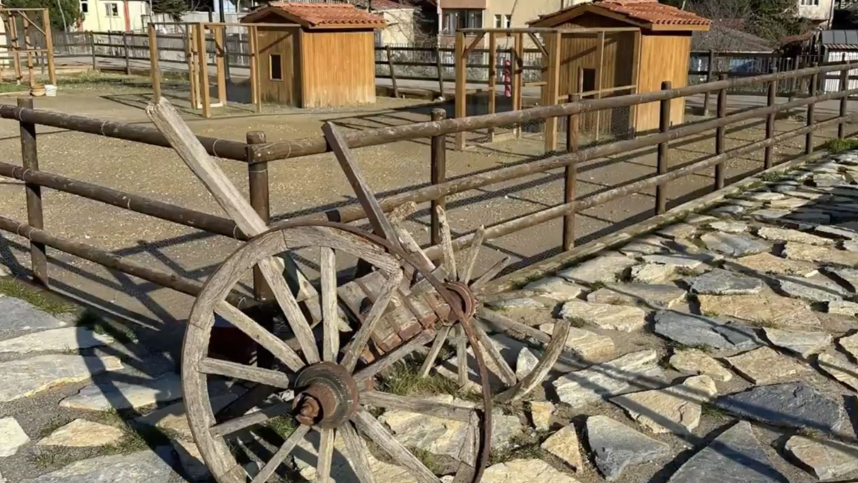 Foto - CHP’li Üsküdar Belediyesi çocuk köyünü kaderine terk etti! Bir yılda kullanılmaz hale getirdiler