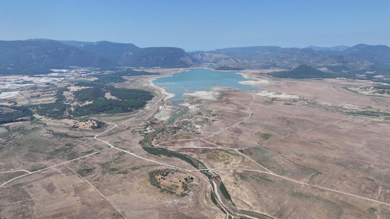 Foto - CHP’li yönetim hesap etmedi olan vatandaşa oldu Yine İzmir yine su kesintisi...