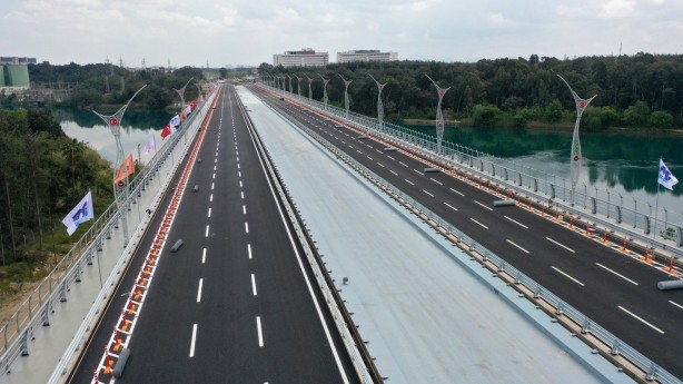Foto - CHP’li Zeydan Karalar’dan, halka ‘işkence’ Köprüyü Erdoğan yaptı diye…