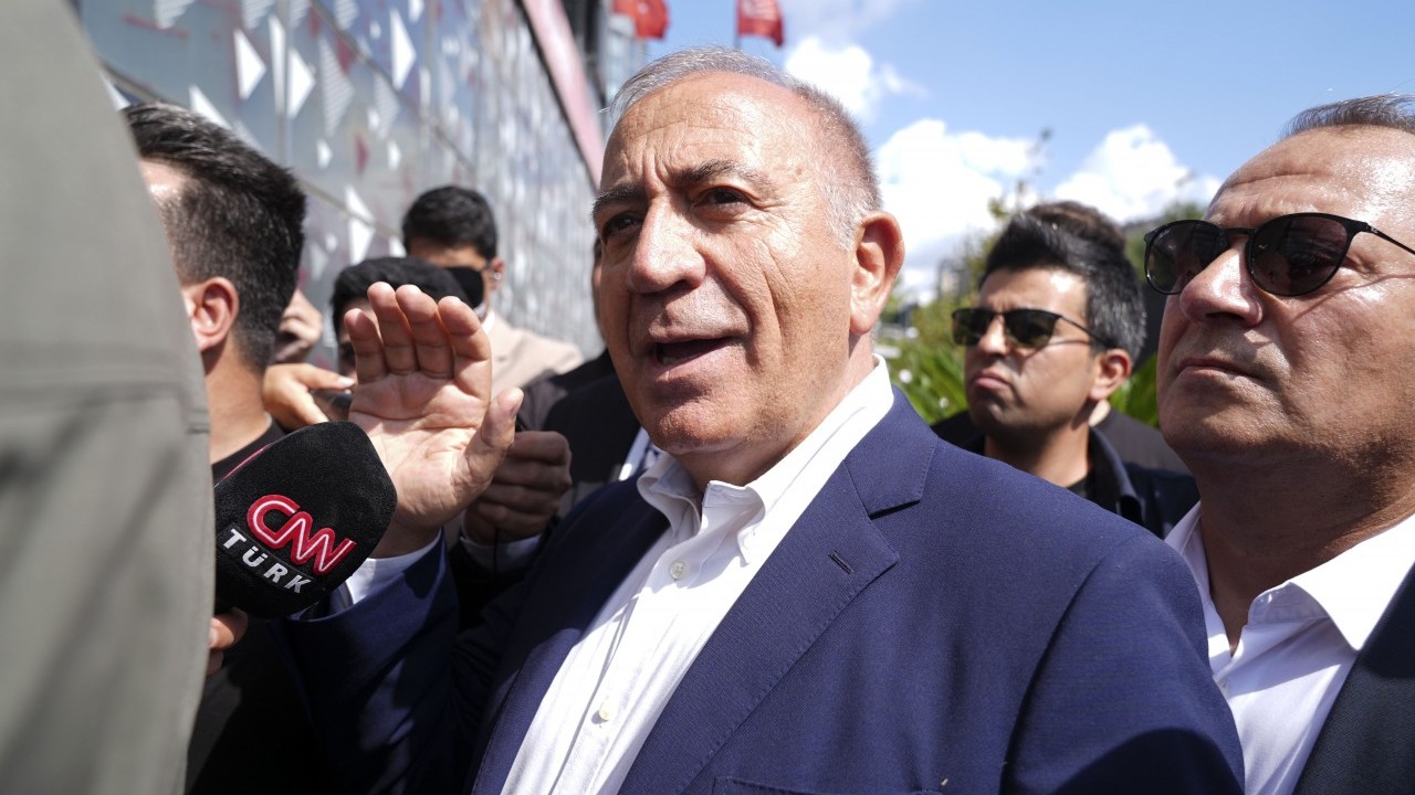 Foto - CHP’liler bunu beklemiyordu işte: CHP'li vekillerin kayyum nöbeti işe yaramadı: Flaş haber az önce geldi