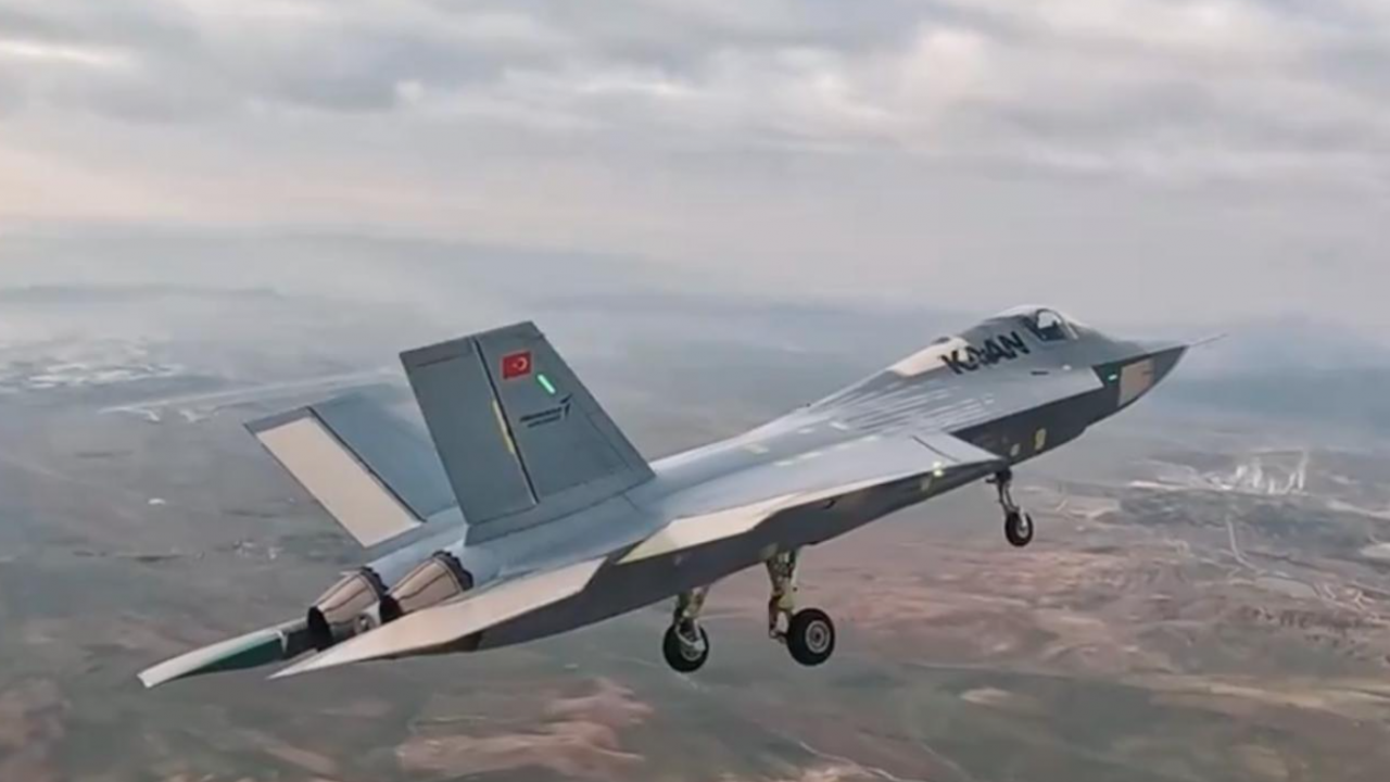 Foto - CHP’liler geri vitese başladı! Hani KAAN kalorifer peteğiydi?