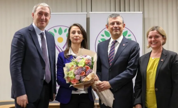 Foto - CHP’nin 17 ilçedeki Kandil listesini açıklıyoruz! DEM'e İBB'de grup kurmak için anlaştılar