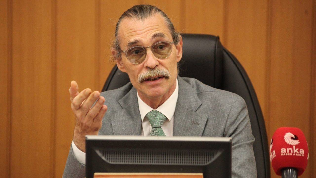 Foto - CHP'nin "artist" başkanından skandal sözler! Saçma sapan konuşma la