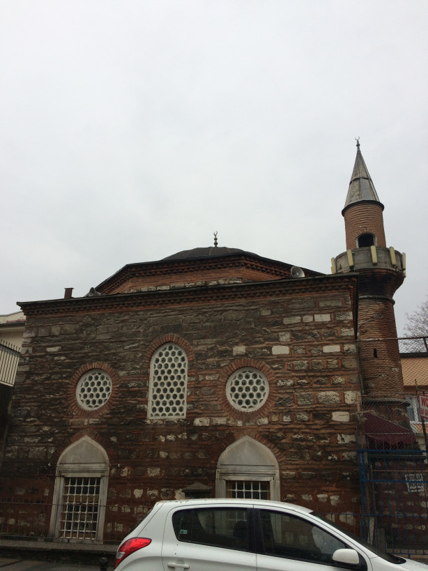 CHP’nin bağrına hançer sapladığı cami