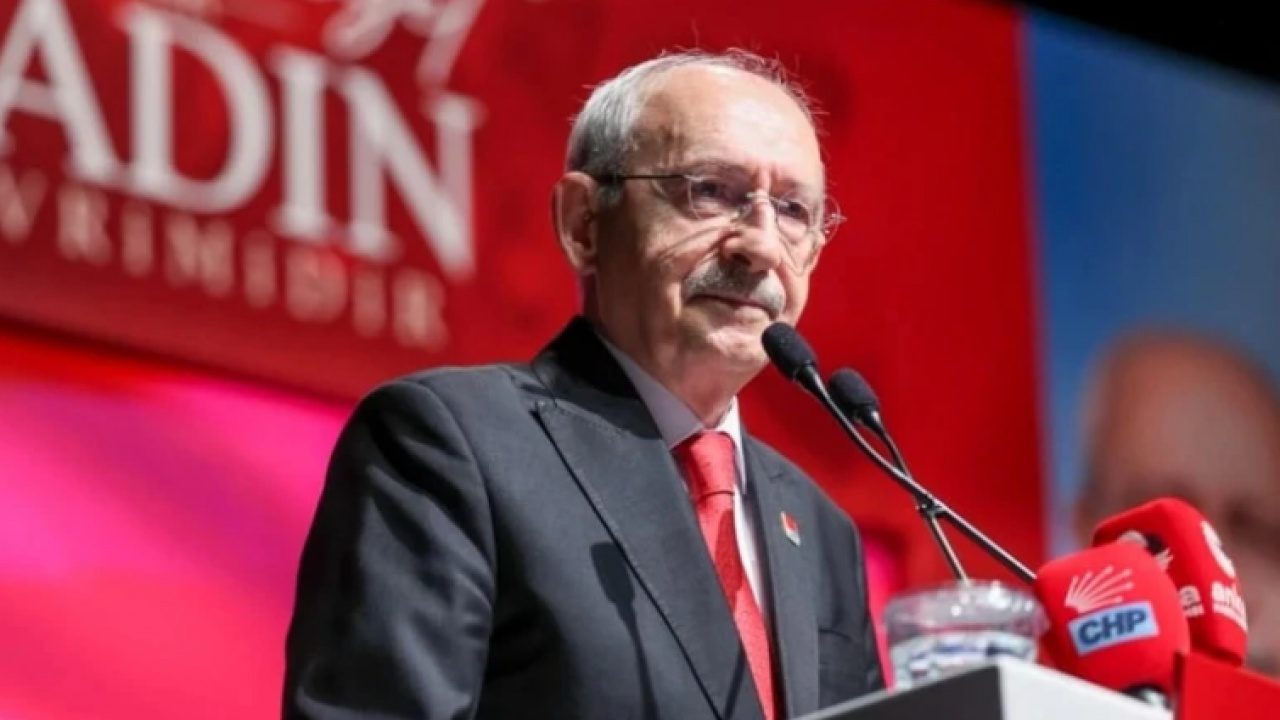 Foto - CHP’nin banka hesabını boşaltmışlar: "Çaldığınız 5,1 milyon lirayı geri ver Özgür Özel"