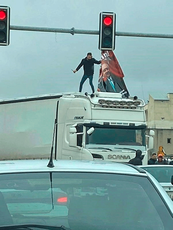 Foto - CHP'nin cibilliyeti hep aynı! Önce polisi suçladılar sonra...
