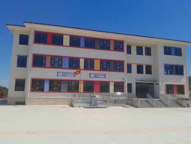 Foto - CHP’nin havsalası almadı: 18 ayda bir tek okul bile yapmadılar dediği Hatay’da 100 okulun açılışı yapıldı