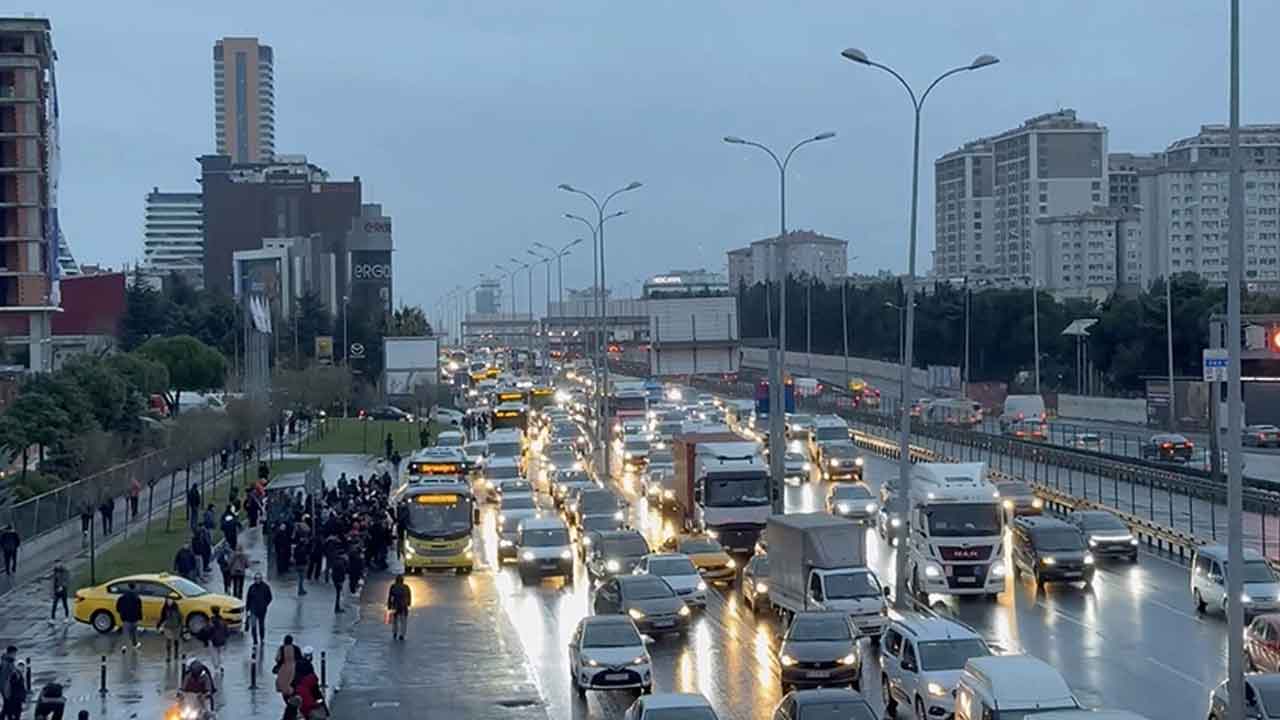 CHP'nin idare ettiği İstanbul'da her akşam aynı kabus