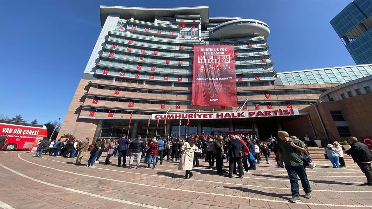 Foto - CHP’nin imza kampanyası fiyaskoyla sonuçlandı: Taklit imzalar da yetmedi