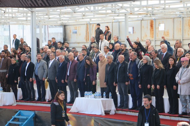 Foto - CHP'nin katıldığı kutlamada Öcalan kepazeliği