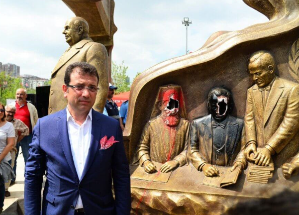 Foto - CHP’nin süper savunma mekaniği! Sosyal Medya bunu konuşuyor? İmamoğlu ne yaparsa yapsın CHP kafası böyle çalışıyor