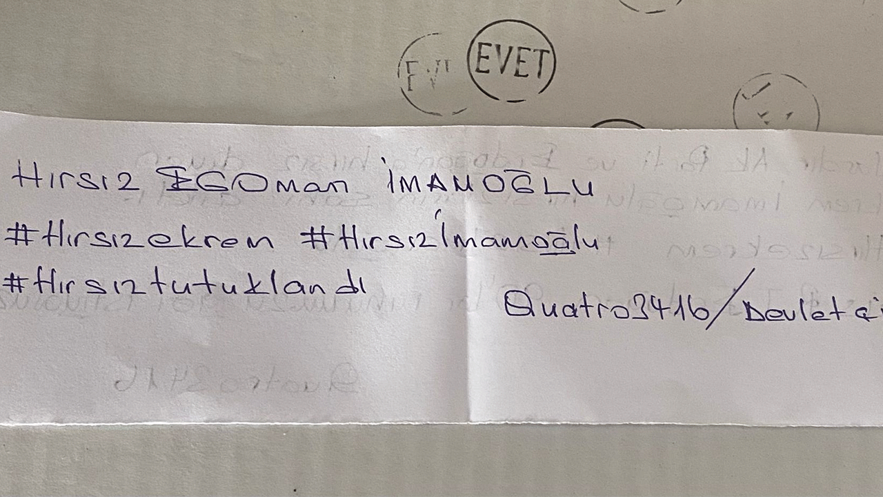 Foto - CHP'ye böyle mesaj verdiler: Oy pusulalarında ''Hırsız Ekrem'' notları!