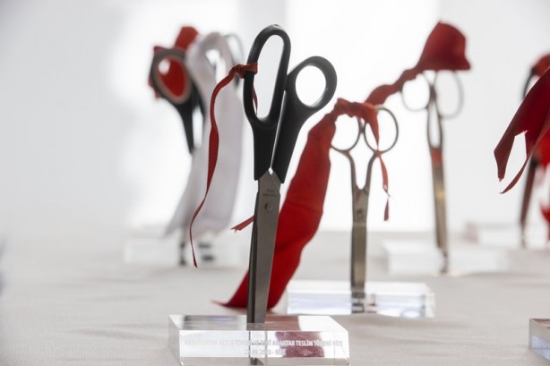 Foto - CHP'ye parmak ısırtacak koleksiyon! Bu da Cumhurbaşkanı Erdoğan'ın 'heykel' sergisi