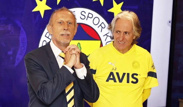 Foto - Christoph Daum, Samandıra'ya ayak bastı! Şampiyonluk için...