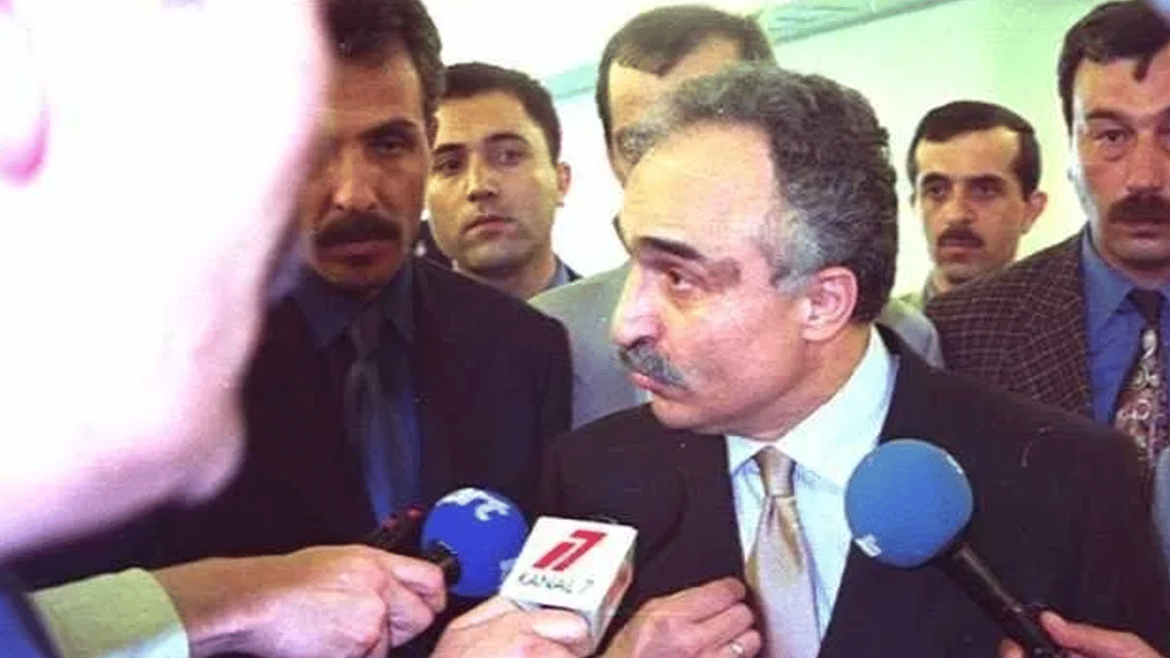 Foto - CIA ihanet üssü kurdu! Öcalan'ı verip FETÖ’yü aldılar