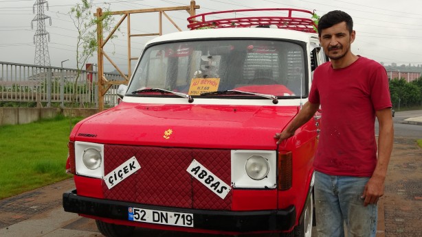 Foto - Çiçek Abbas detay... Hurda minibüsün son hali şaşına çevirdi!