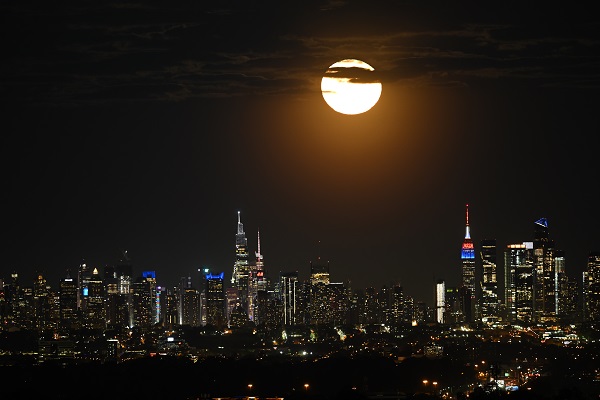 Çiçek Dolunayı böyle görüntülendi