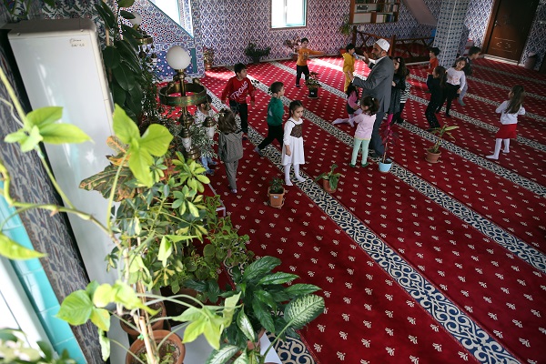 Foto - "Çiçekli Cami" çocuklara emanet