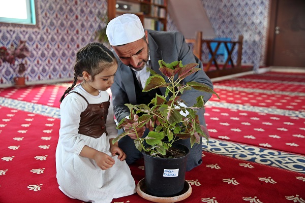 Foto - "Çiçekli Cami" çocuklara emanet
