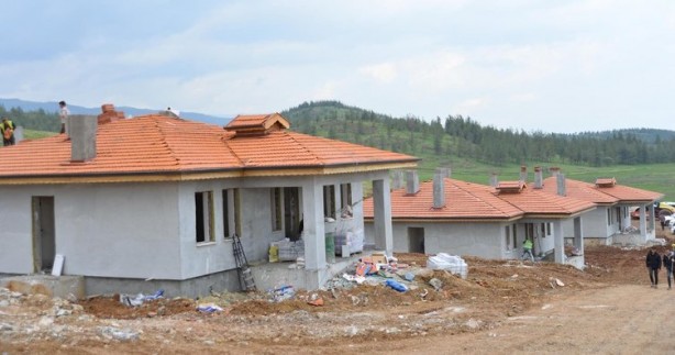 Çifte bayram yapacaklar! Bayramda yeni evlerinde olacaklar