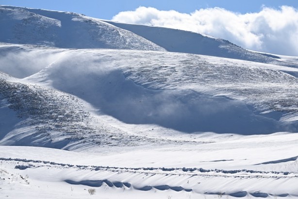 Foto - Çığ noktalarında biriken karlar, Alpler'deki yöntemle indirilecek