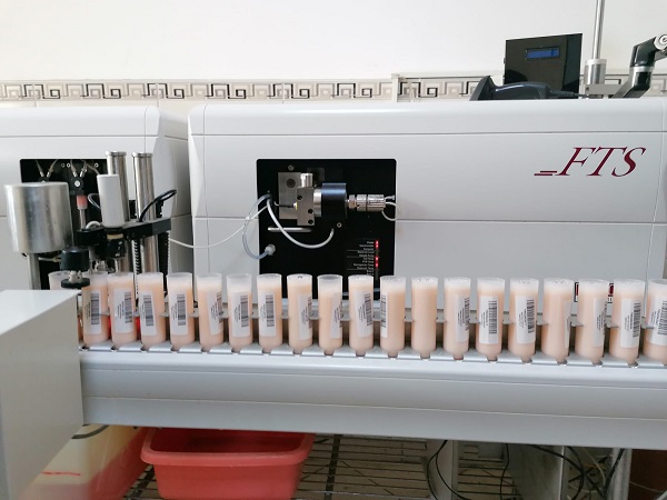 Foto - Çiğ sütler işte böyle analiz ediliyor! 