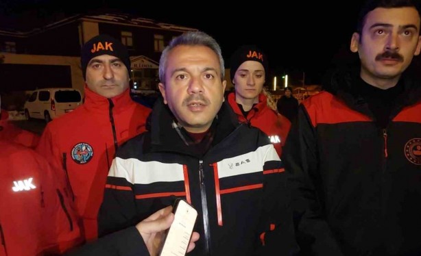 Foto - Çığın altında kalan operatör kurtarıldı