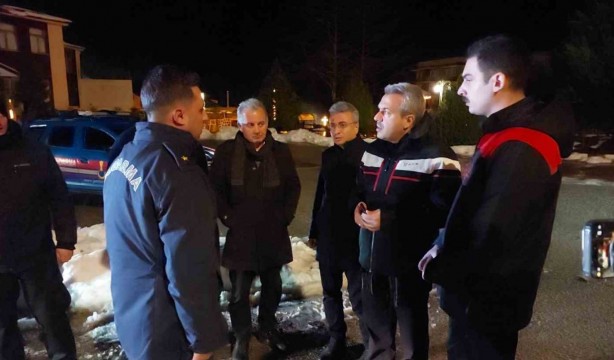 Çığın altında kalan operatör kurtarıldı