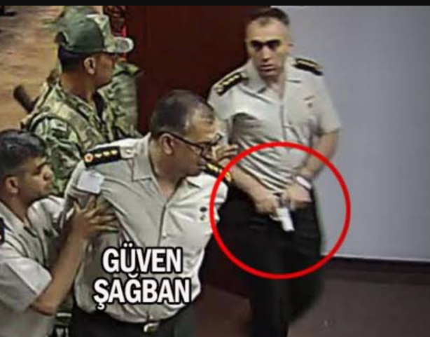 Foto - Cihat Yaycı "Uyan Türkiye'm" diyerek büyük tehlikeyi açıkladı
