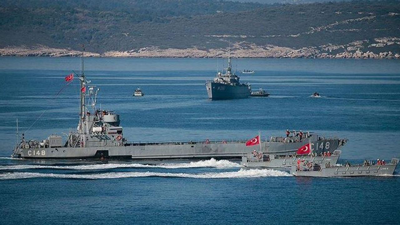 Foto - Cihat Yaycı'dan gündemi sarsacak açıklama: Türkiye petrol gemilerini hemen o ülkeye devretmeli