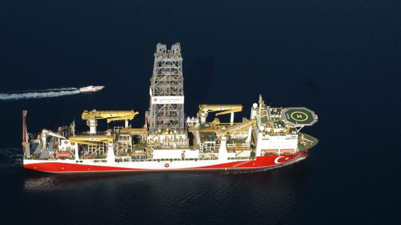 Foto - Cihat Yaycı'dan gündemi sarsacak açıklama: Türkiye petrol gemilerini hemen o ülkeye devretmeli