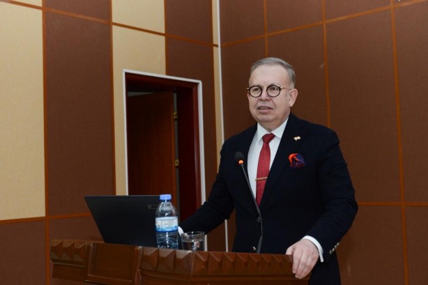 Foto - Cihat Yaycı'dan olay çıkış: Türkiye petrol ve doğalgaz sondaj gemilerini o ülkeye devretsin