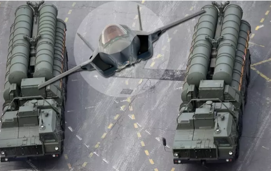 Foto - Cihat Yaycı'dan şok açıklama: Türkiye S-400'leri o kardeş ülkeye verebilir, ama verirsek hata yaparız