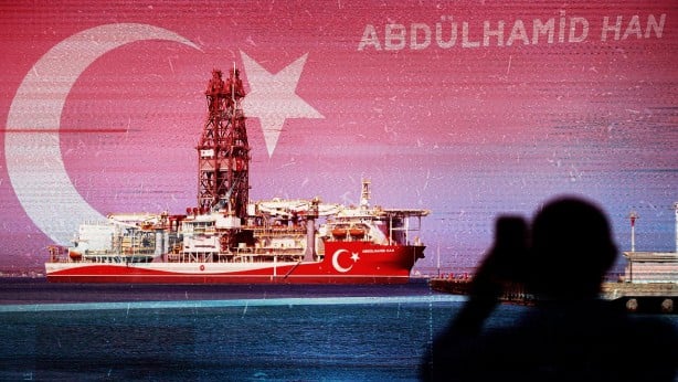 Foto - Cihat Yaycı'dan Türkiye'ye tarihi uyarı: Gemileri çekmemeliyiz, çekersek bir daha geri dönemeyiz