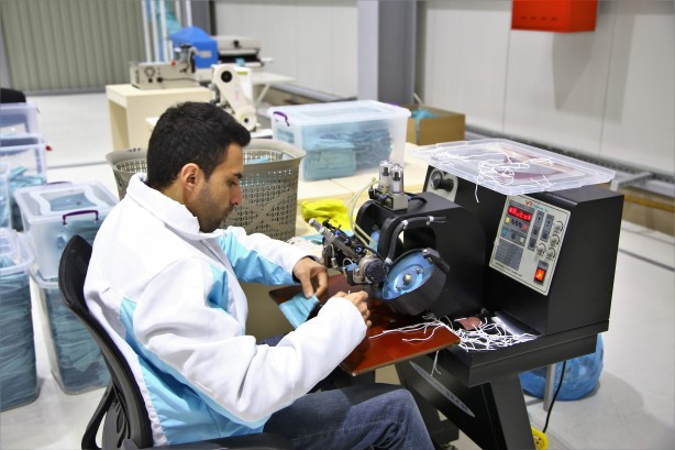 Foto - Cihazlar Türkiye'den gönderilmişti! Azerbaycan'da koronavirüse karşı üretim başladı