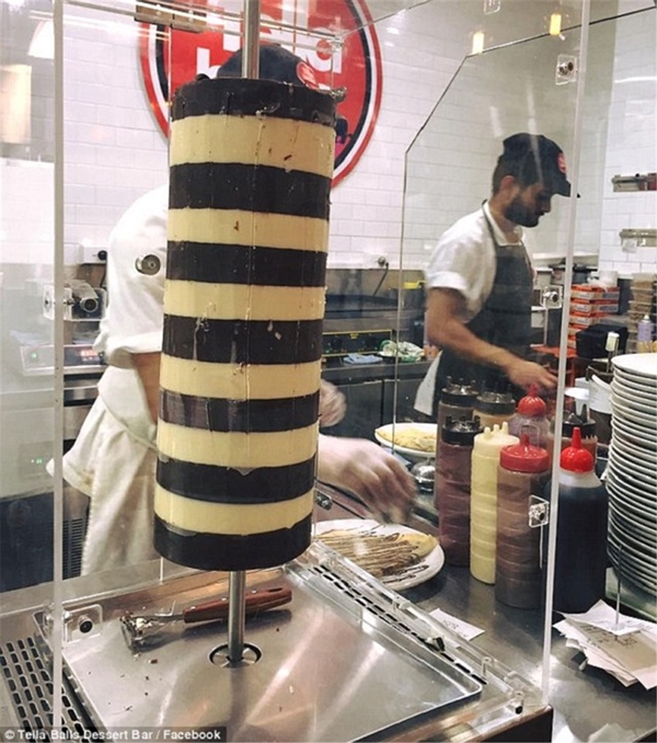 Çikolatadan döner yaptılar!