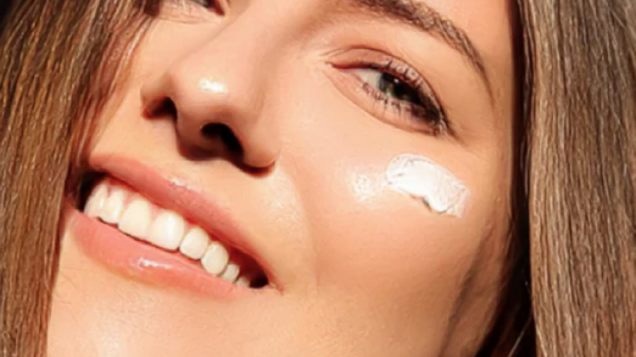 Cildinizin parlaması için yapılan o tarifeye bakın: Sadece 15 dakika! C vitamini zengini maske, cilde yardımcı ve destek oluyor