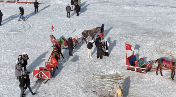Foto - Çıldır Gölünde güzel şeyler oluyor