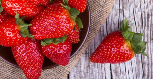 Foto - Çileğin içinden çıkanlar şoke etmişti... Gıda uzmanı gerçeği açıkladı!