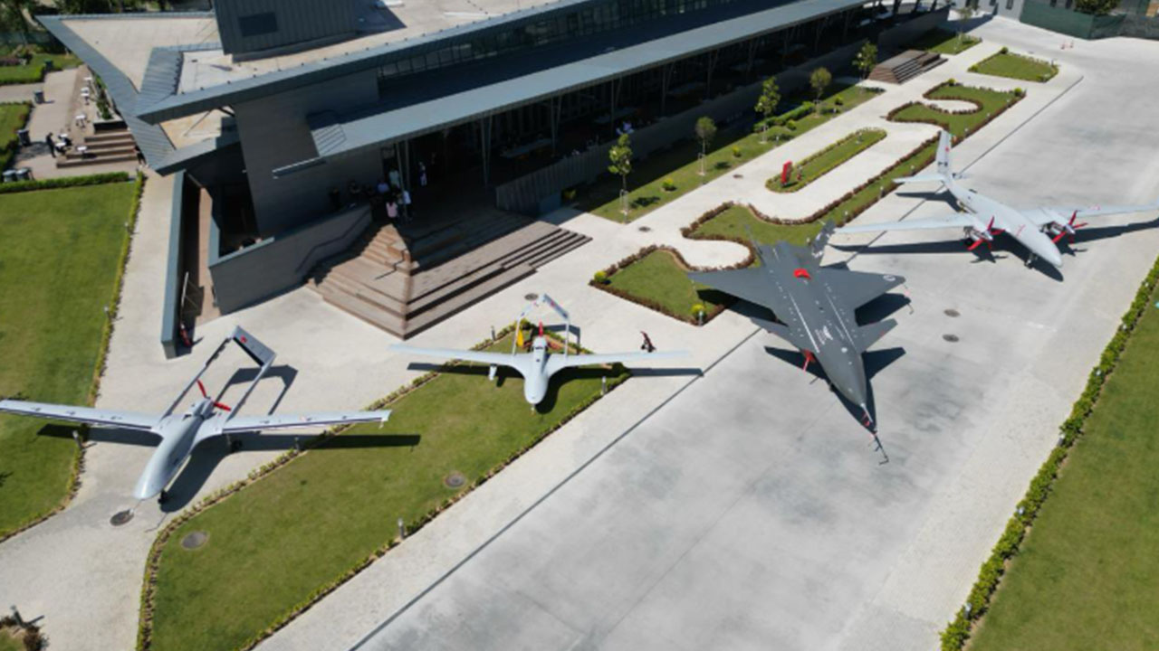 Foto - Çılgın sipariş duyuruldu! Türkiye'den 69 tane İHA alacaklar