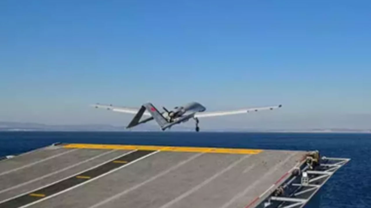 Foto - Çılgın sipariş duyuruldu! Türkiye'den 69 tane İHA alacaklar