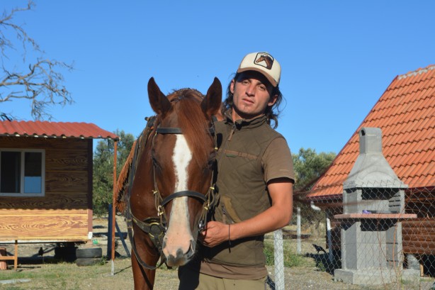 Foto - Çılgın Türk’ün yaptığına bakın! Atlı Türkiye turunun sebebi şaşkına çevirdi