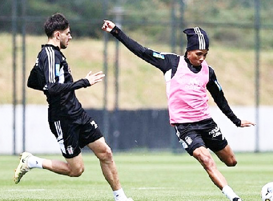 Foto - Çılgına döndü! Beşiktaş kararlarını ilan ettiler... Yok artık dedirten gelişme!