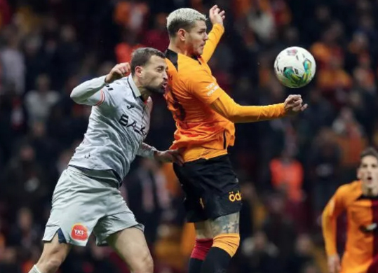 Foto - Cim-Bom'un futbolcuları isyan bayrağını çekti! Skandal sözler...