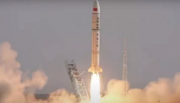 Foto - Çin bunu da yaptı! Beklenmedik gelişme: Yeni uydusunu uzaya fırlattı..