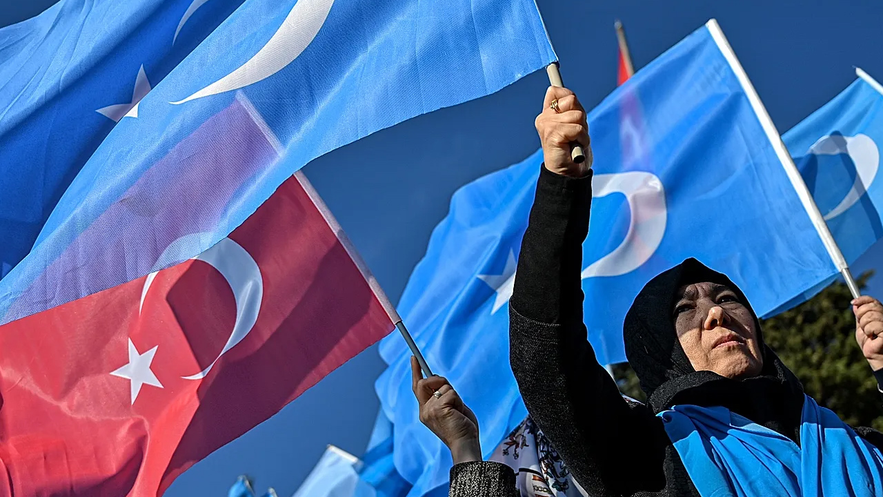 Çin Büyükelçiliği'ne İngiltere'den onay! Kritik kararı sonrası WUC'un mesajı: İnşa etme kararlılığı kaygı verici 