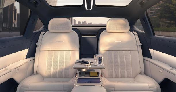 Foto - Çin firması Alman otomobil devlerine rakip oluyor! Elektrikli ultra lüks Nio ET9 tanıtıldı